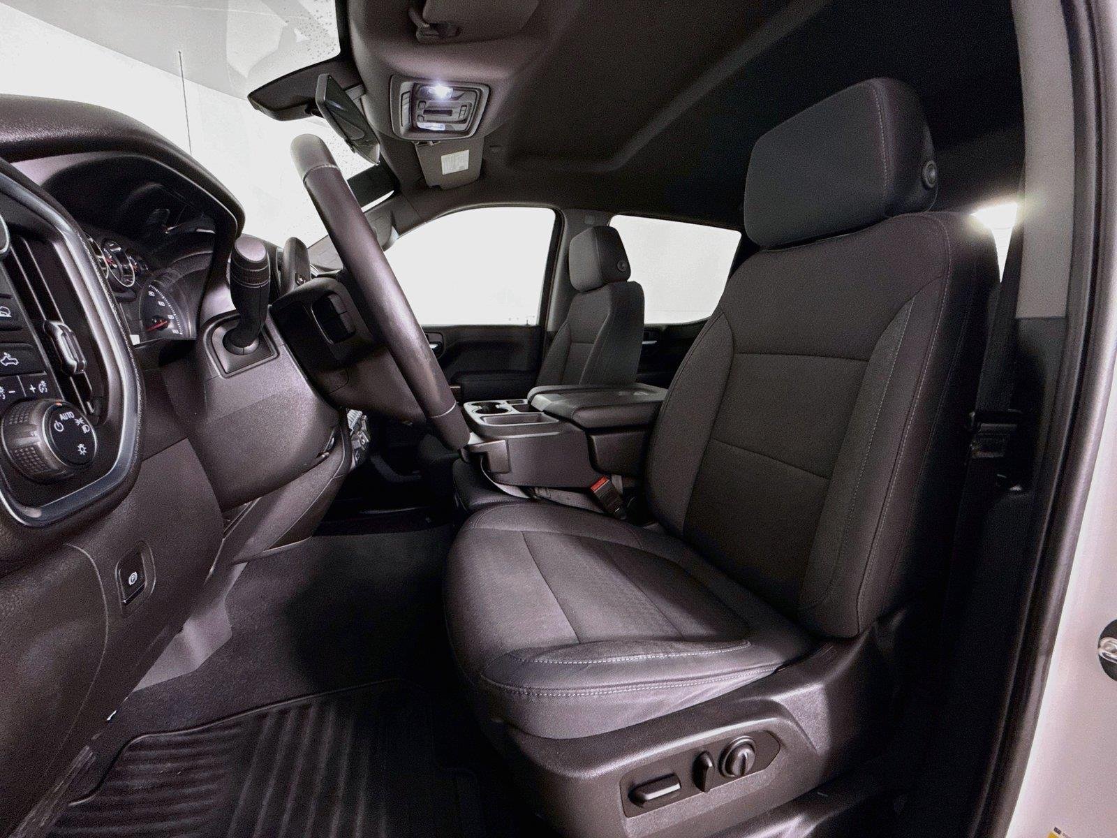 Used 2020 SUMMIT WHITE Chevrolet LT image 21