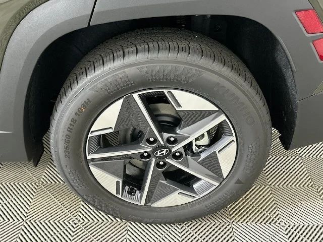 New 2026 Hyundai TUCSON SEL