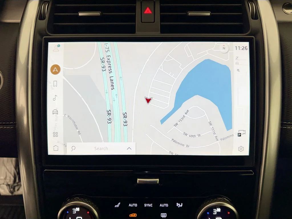 New 2026 Lantau Bronze Land Rover Dynamic SE image 13