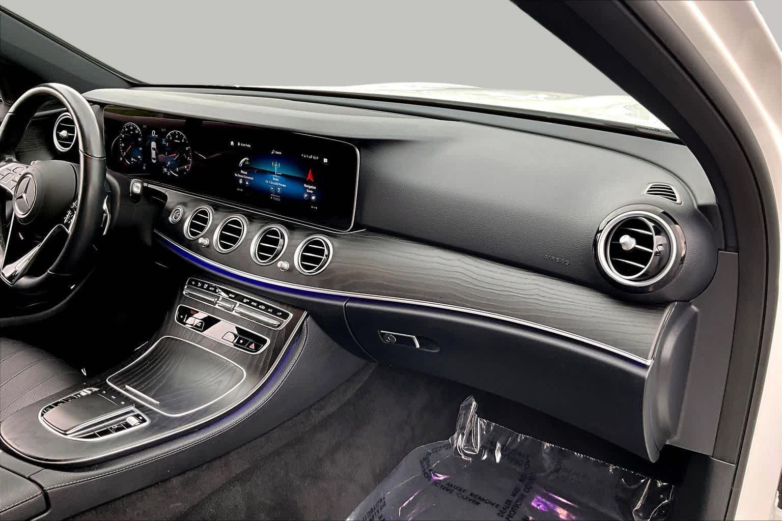 Used 2022 Polar White Mercedes-Benz E 350 image 19