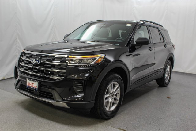 New 2027 Agate Black Metallic Ford Active image 5