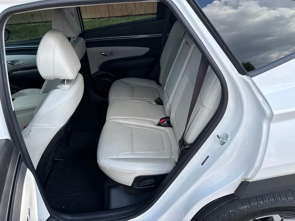 Used 2023 White Pearl Hyundai Limited image 10