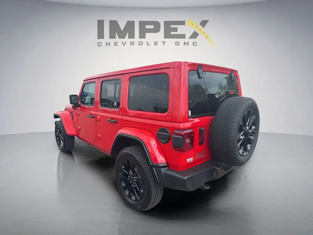 Used 2025 Red Jeep Sahara image 3