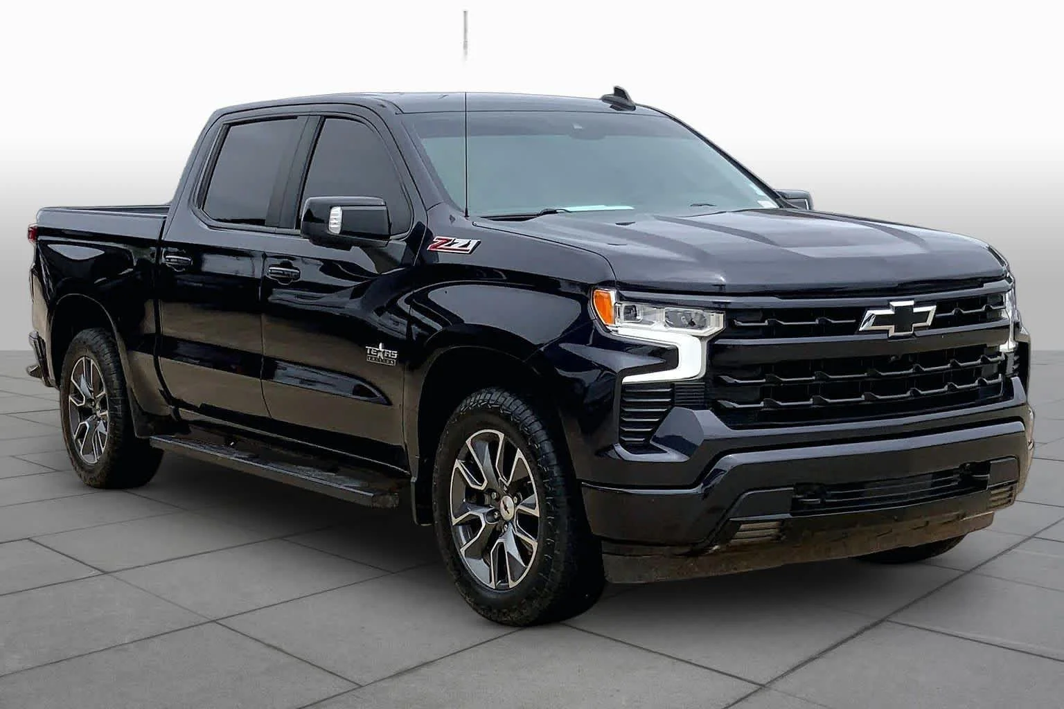 Used 2022 Dark Ash Metallic Chevrolet RST image 2