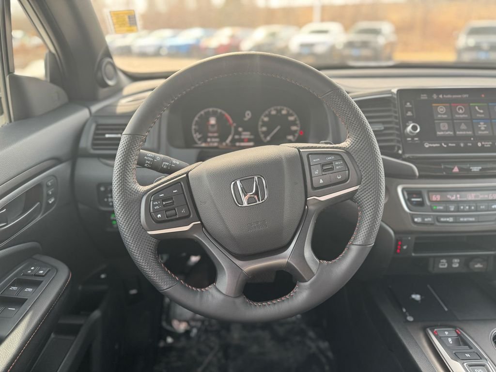 Certified Used 2026 Platinum White Pearl Honda TrailSport image 17