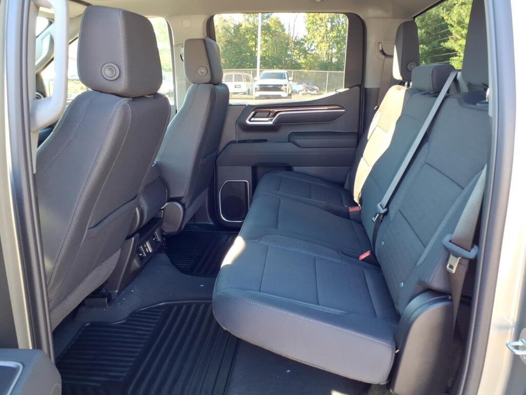 New 2026 Sterling Gray Metallic Chevrolet LT image 6