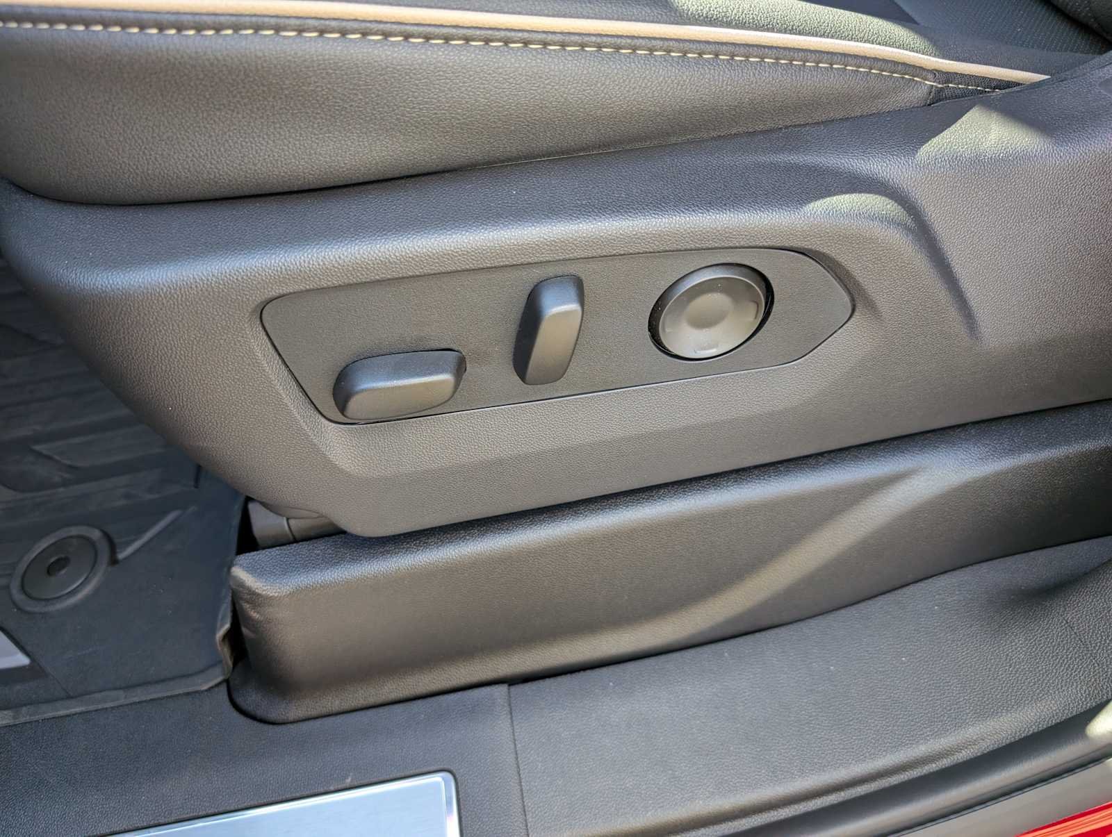 2026 GMC Yukon XL Elevation - Photo 31