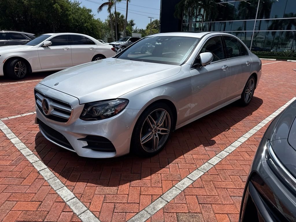 Used 2019 Silver Mercedes-Benz E 300 image 2