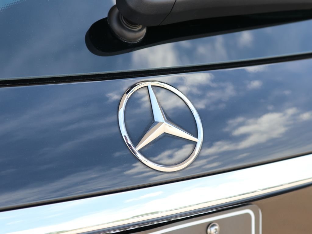 Used 2022  Mercedes-Benz E 450 image 30