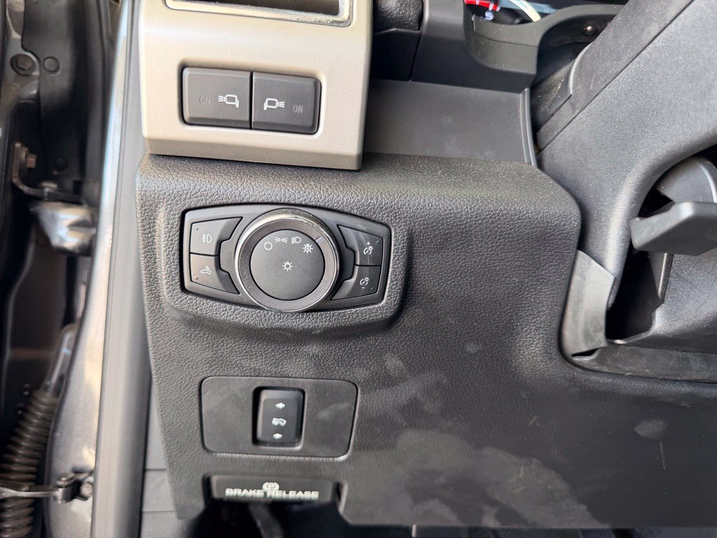 Used 2017 Gray Ford Lariat image 19