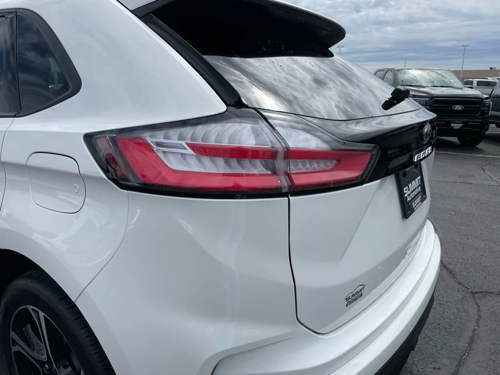 Used 2023 White Metallic Ford ST image 28