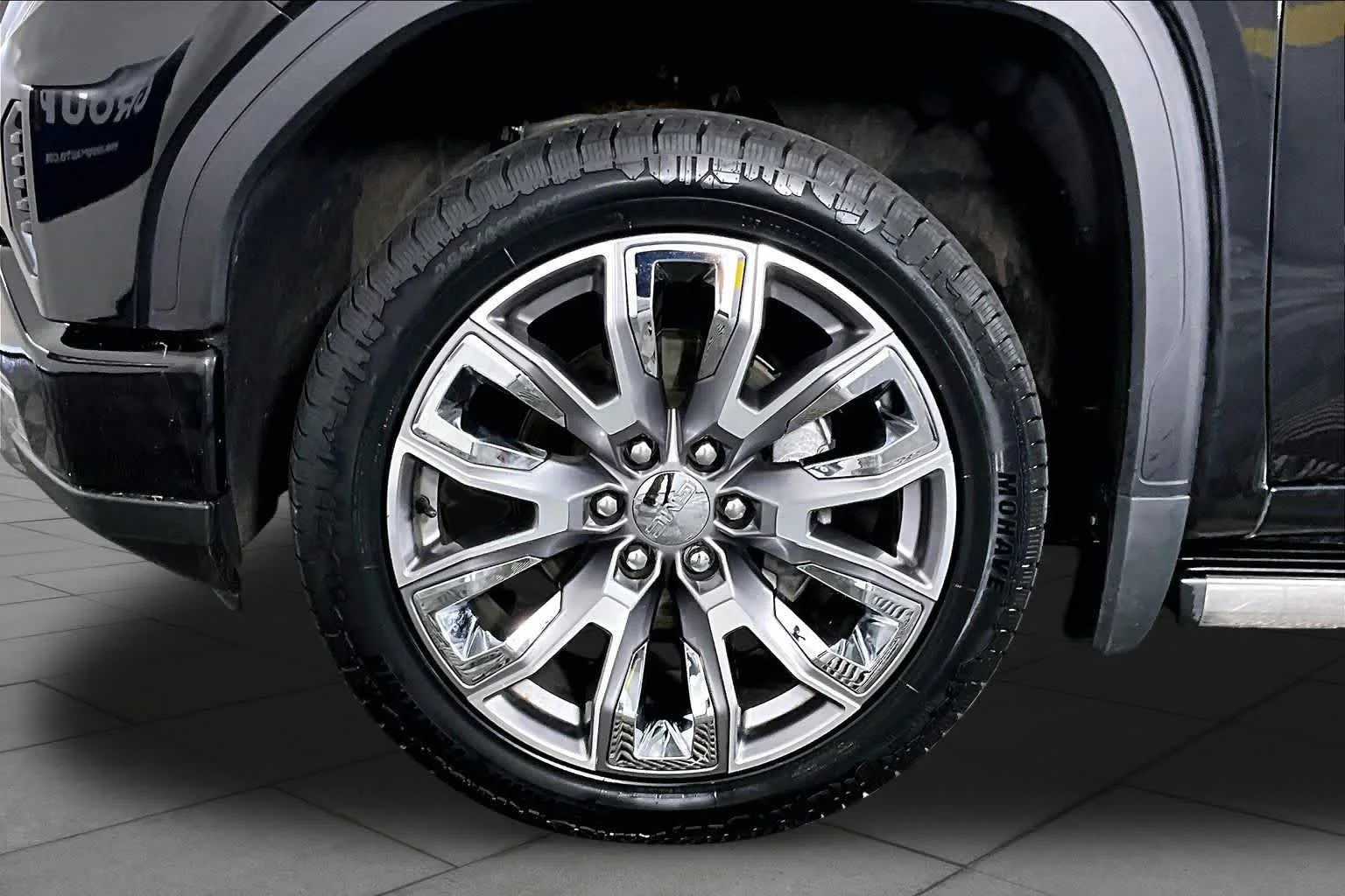 Used 2025 Onyx Black GMC Denali image 11