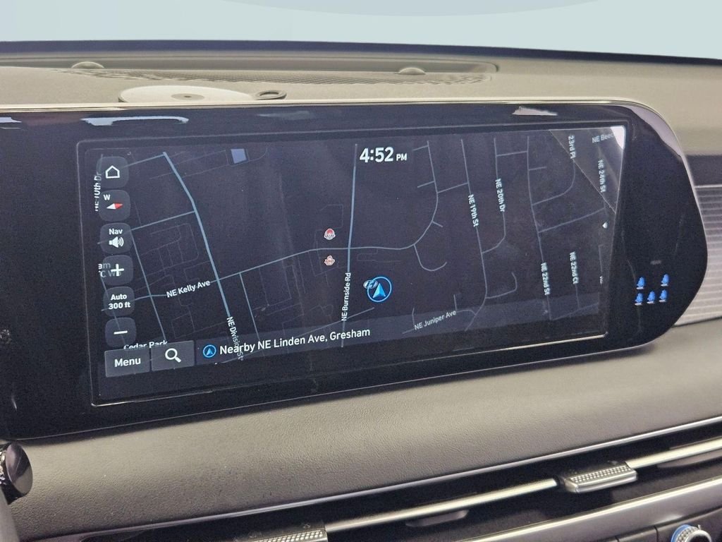 Used 2023 Abyss Black Pearl Hyundai Limited image 17