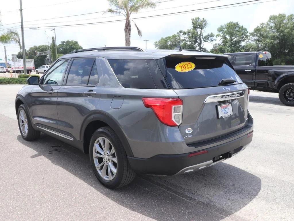 Certified Used 2023 Gray Ford XLT image 8