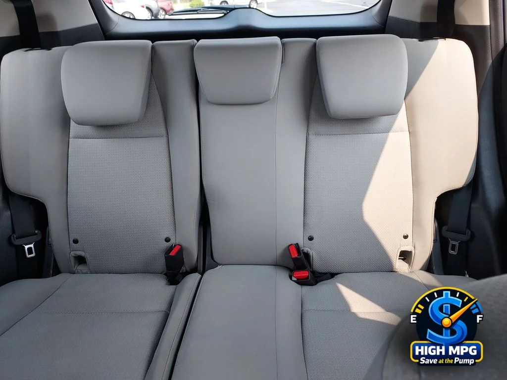 Used 2021 Silver Honda LX image 32