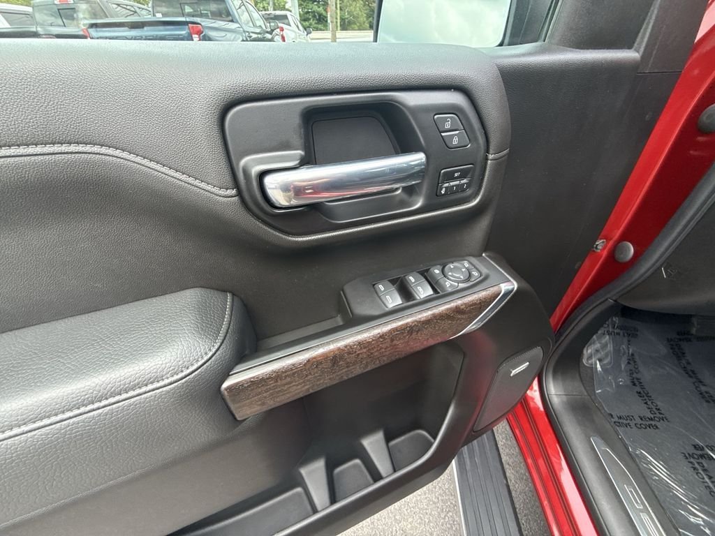 Used 2022 Red GMC Denali image 13