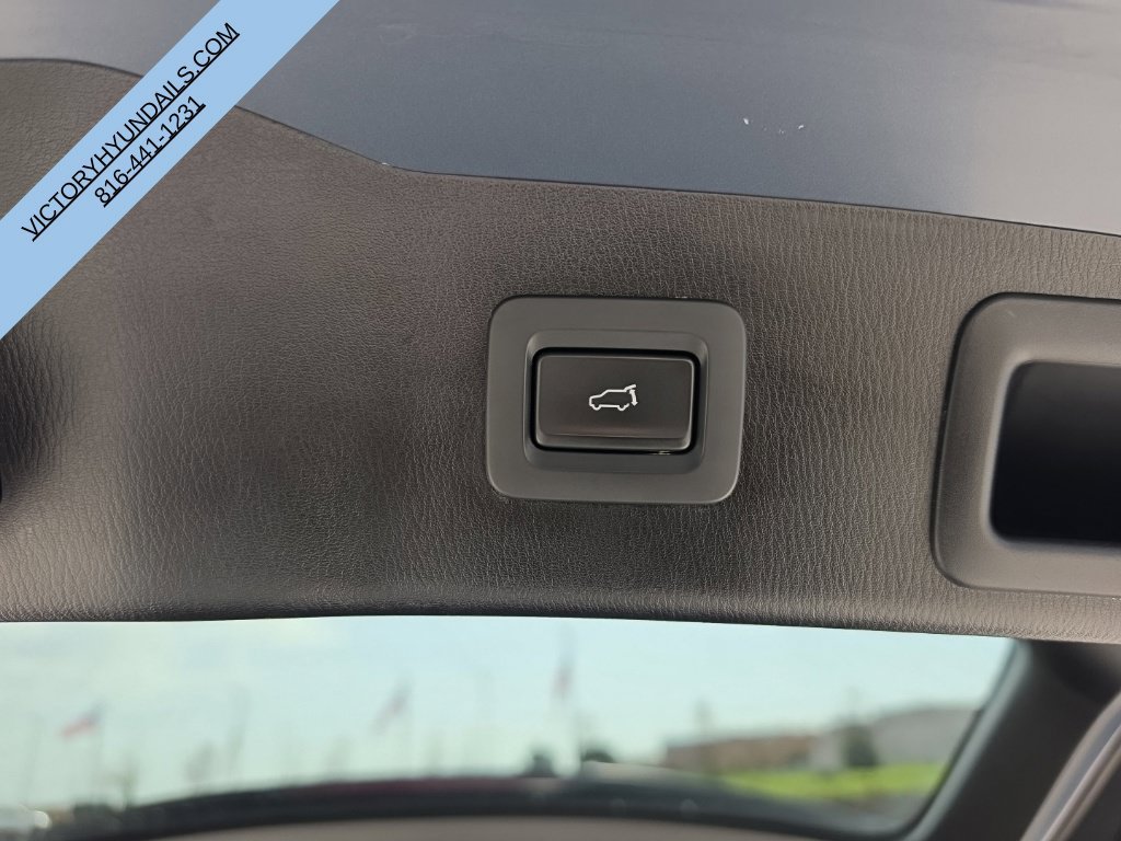 Used 2025 Gray Mazda 2.5 S Carbon Edition image 30