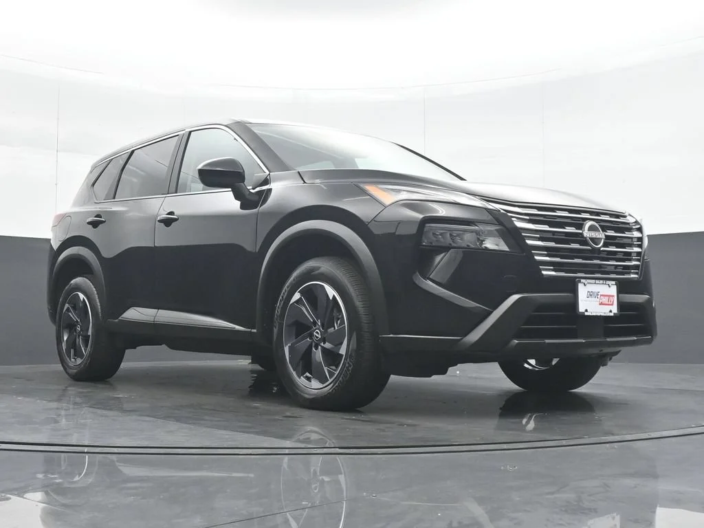 Used 2025 Black Nissan SV image 33
