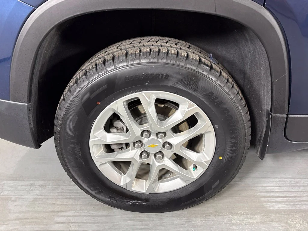 Used 2022 Blue Chevrolet LS image 12