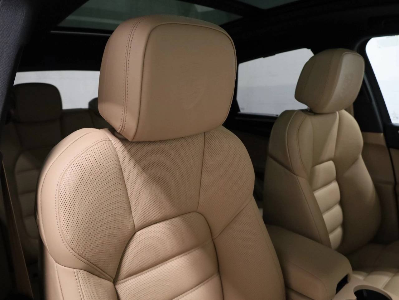 2026 Porsche Macan Base - Photo 22