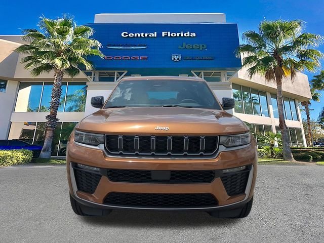 New 2026 Copper Shino Metallic Clear-Coat Exterior Paint Jeep Limited image 3