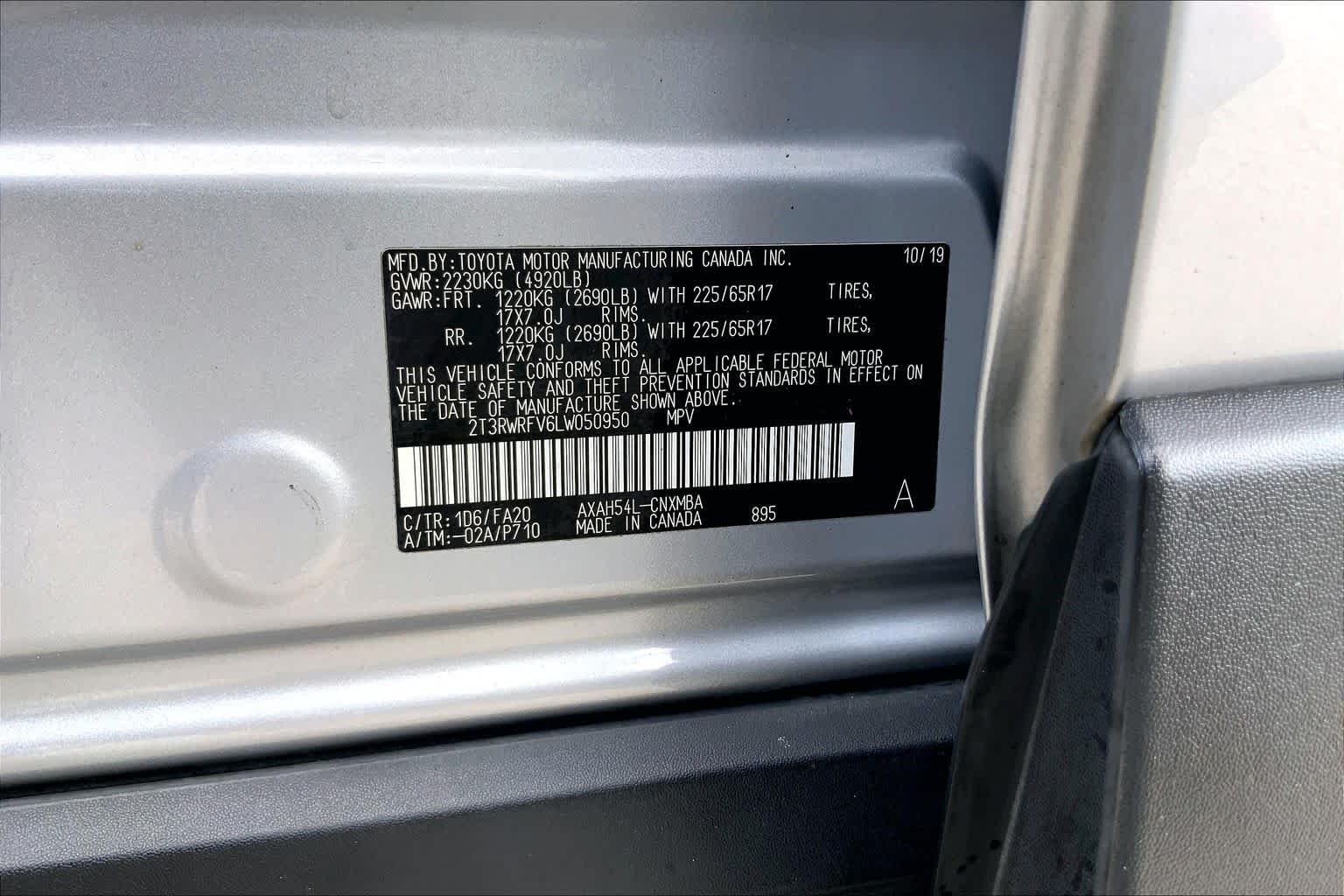 Used 2020 Silver Sky Metallic Toyota Hybrid XLE image 36