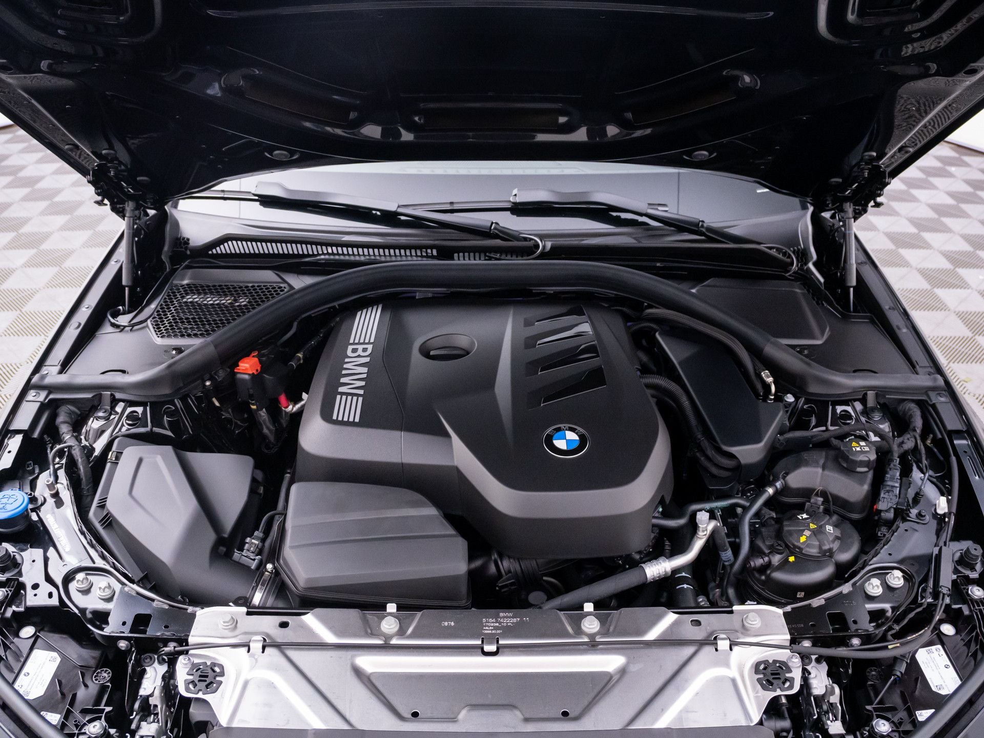 New 2026 Black Sapphire Metallic BMW 330i xDrive image 34