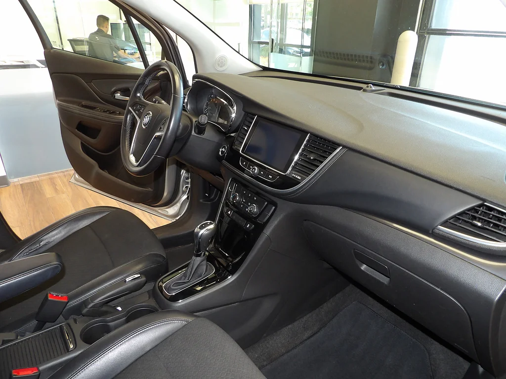 Used 2019 Quicksilver Metallic Buick Preferred image 13