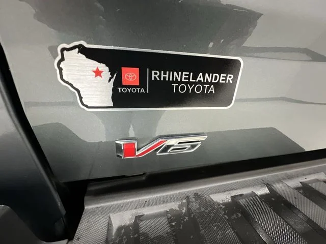 Used 2021 Gray GMC AT4 w/Cloth image 28