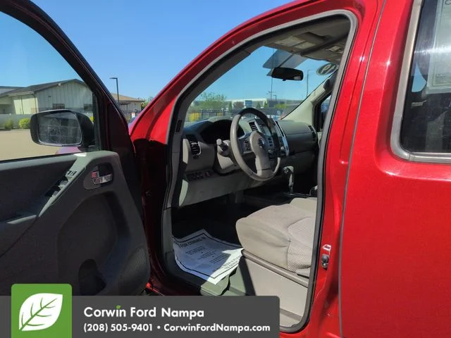 Used 2019 Cayenne Red Metallic Nissan  image 9