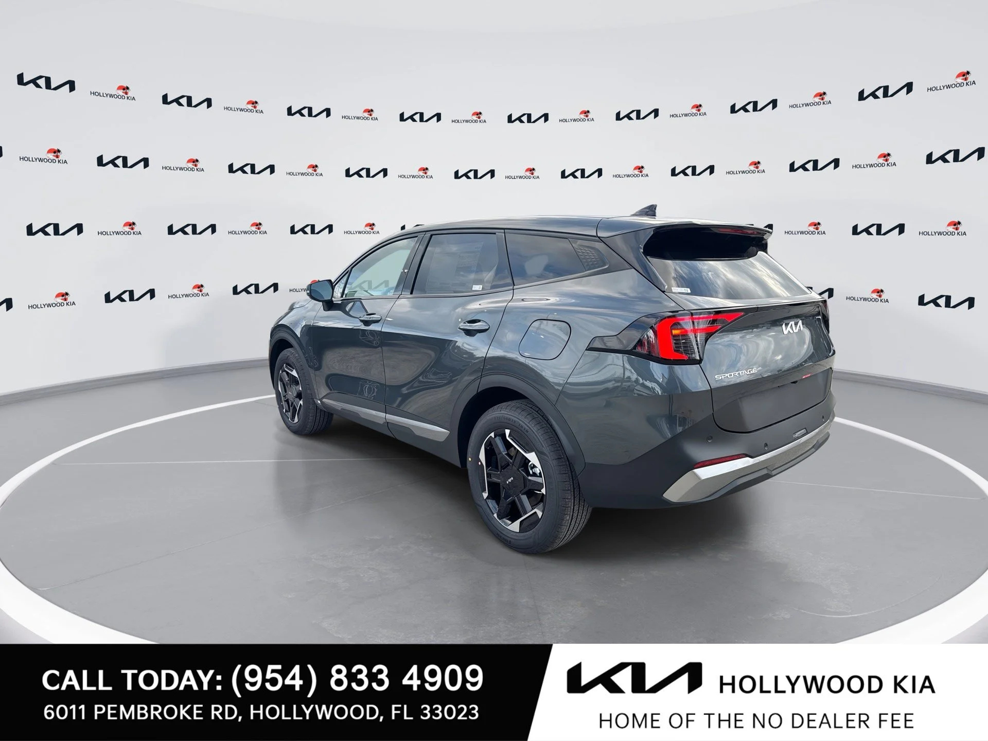 New 2027 Gravity Gray Kia S image 6