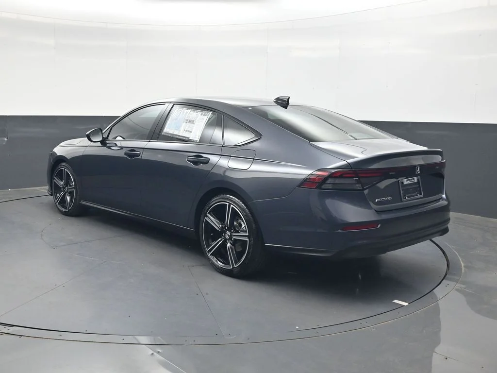 New 2026 Meteorite Gray Metallic Honda SE image 6