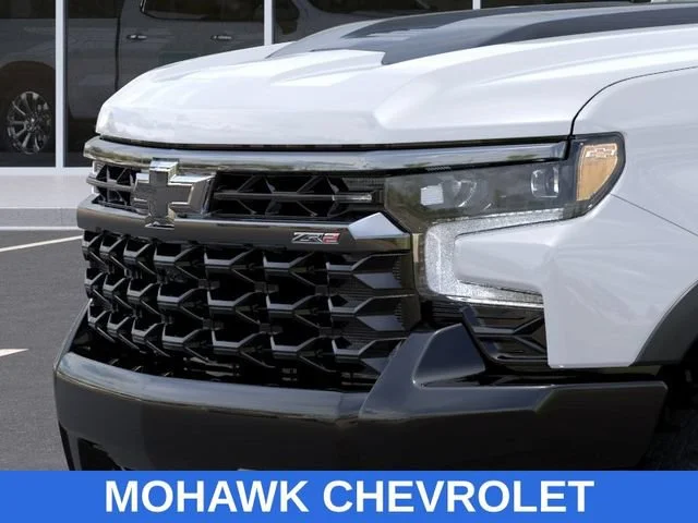 New 2026 Summit White Chevrolet ZR2 image 13