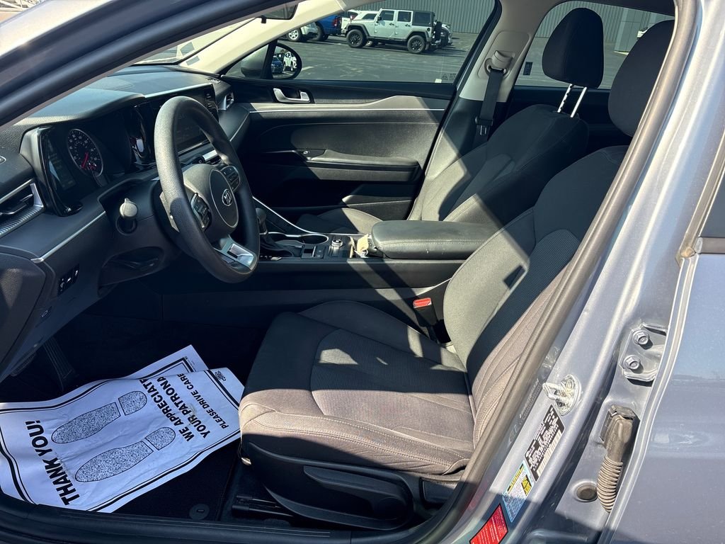 Used 2021 Silver Kia LXS image 13