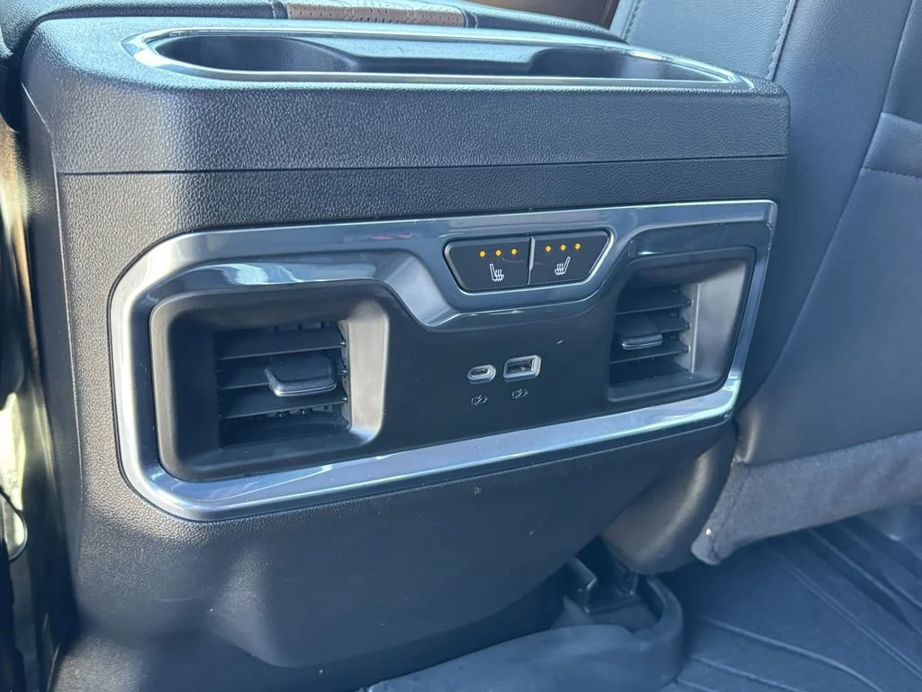 Used 2023 Iridescent Pearl Tricoat Chevrolet High Country image 21
