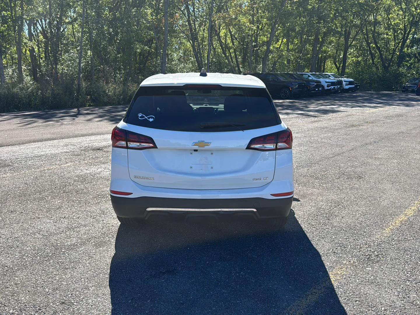 Used 2024 Summit White Chevrolet LT image 7