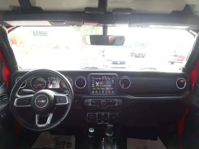 Used 2020 Red Clearcoat Jeep Overland image 11