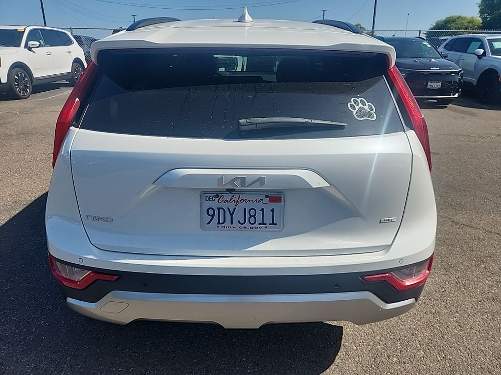 Used 2023 White Kia EX image 12