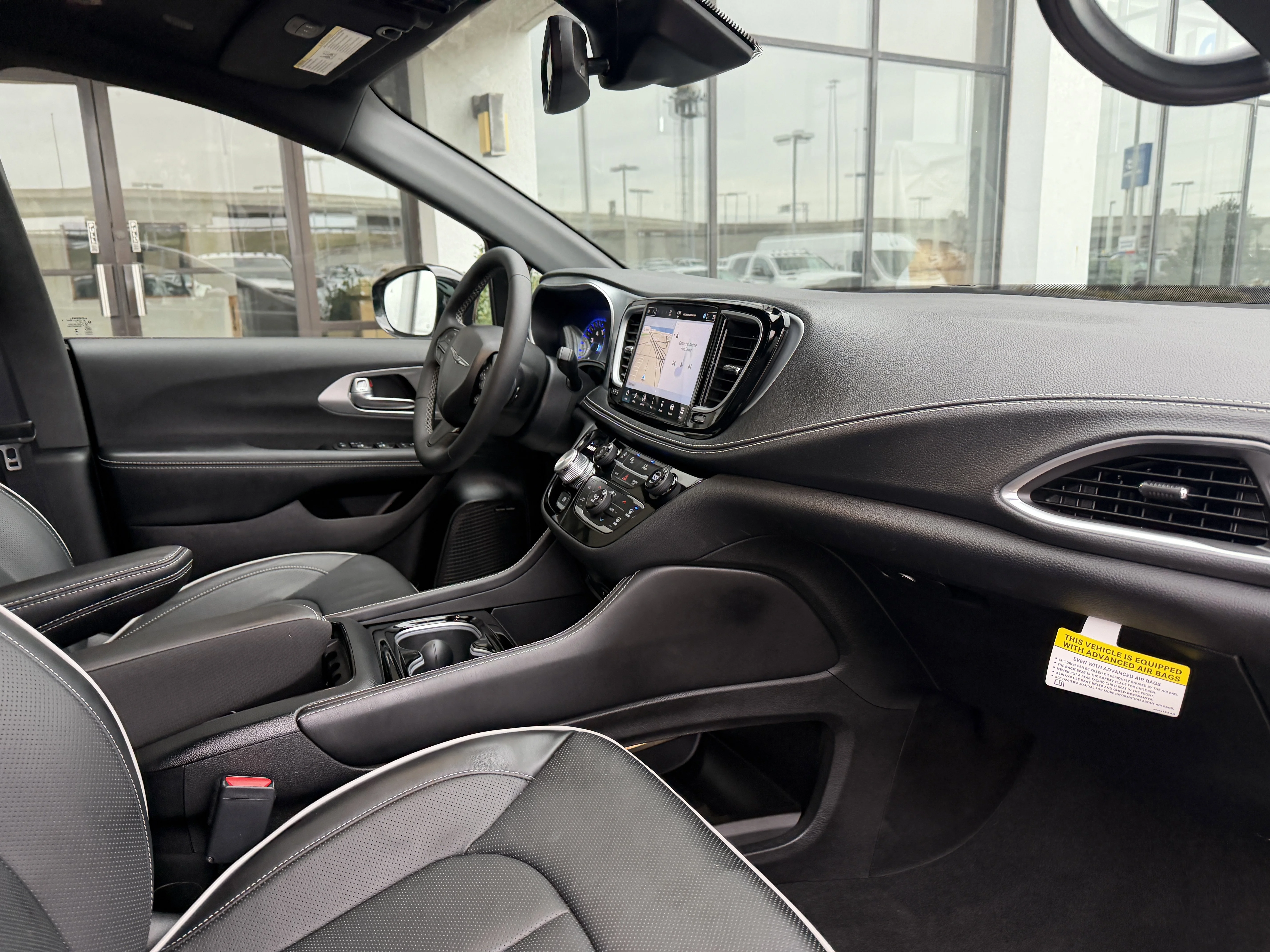 2026 Chrysler Pacifica Limited - Photo 23