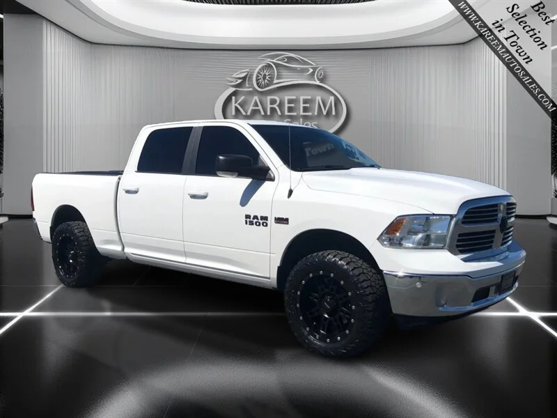 Used 2019 Bright White Clearcoat Ram Big Horn image 3