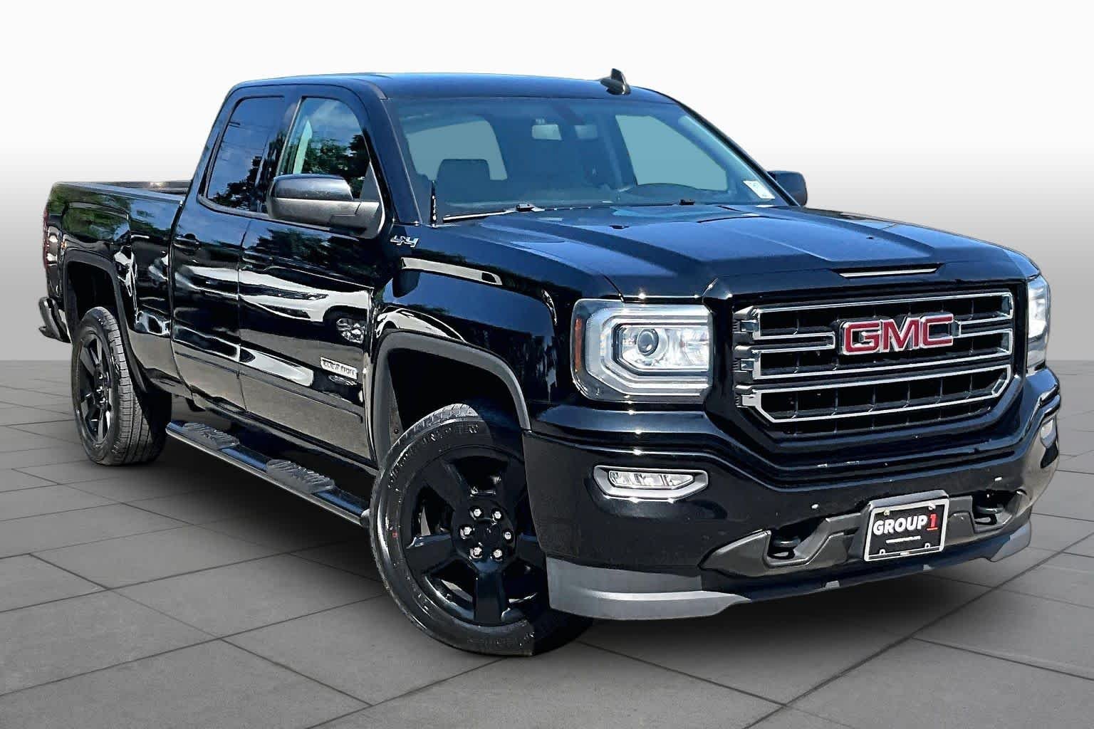Used 2018 Onyx Black GMC  image 3