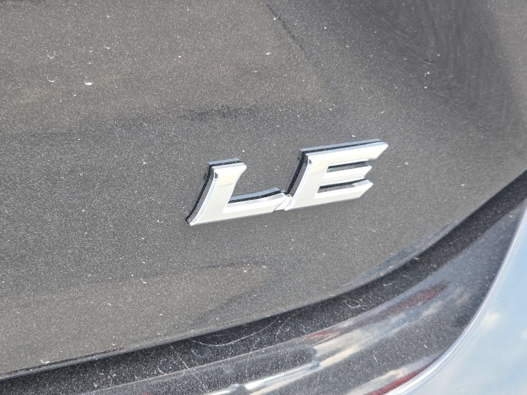 New 2026 Midnight Black Metallic Toyota LE image 24