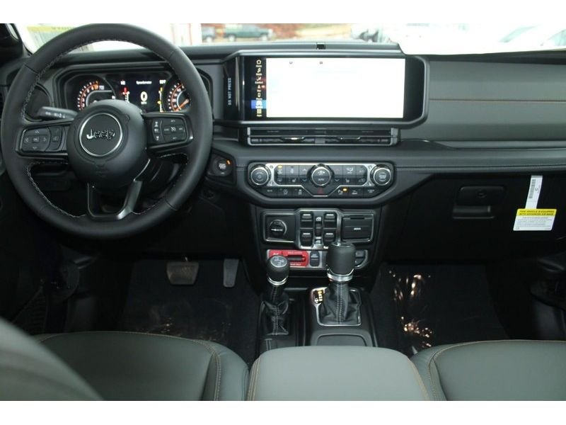New 2026 Reign Exterior Paint Jeep Mojave X 4x4 image 9
