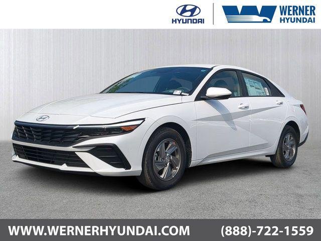 New 2026 White Hyundai SE image 1