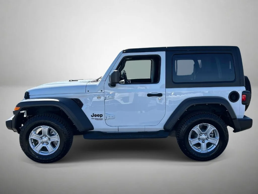 Used 2021 White Jeep Sport S image 6