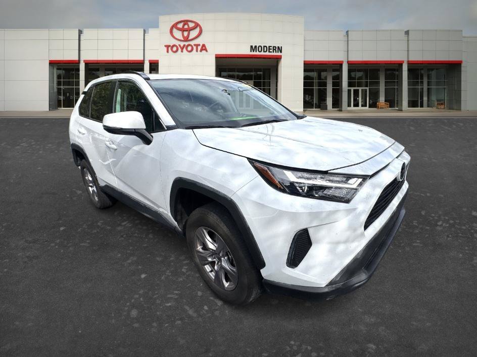 Used 2023 Ice Cap Toyota XLE image 16