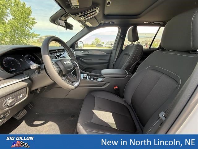 New 2026 Bright White Clearcoat Jeep Laredo image 15
