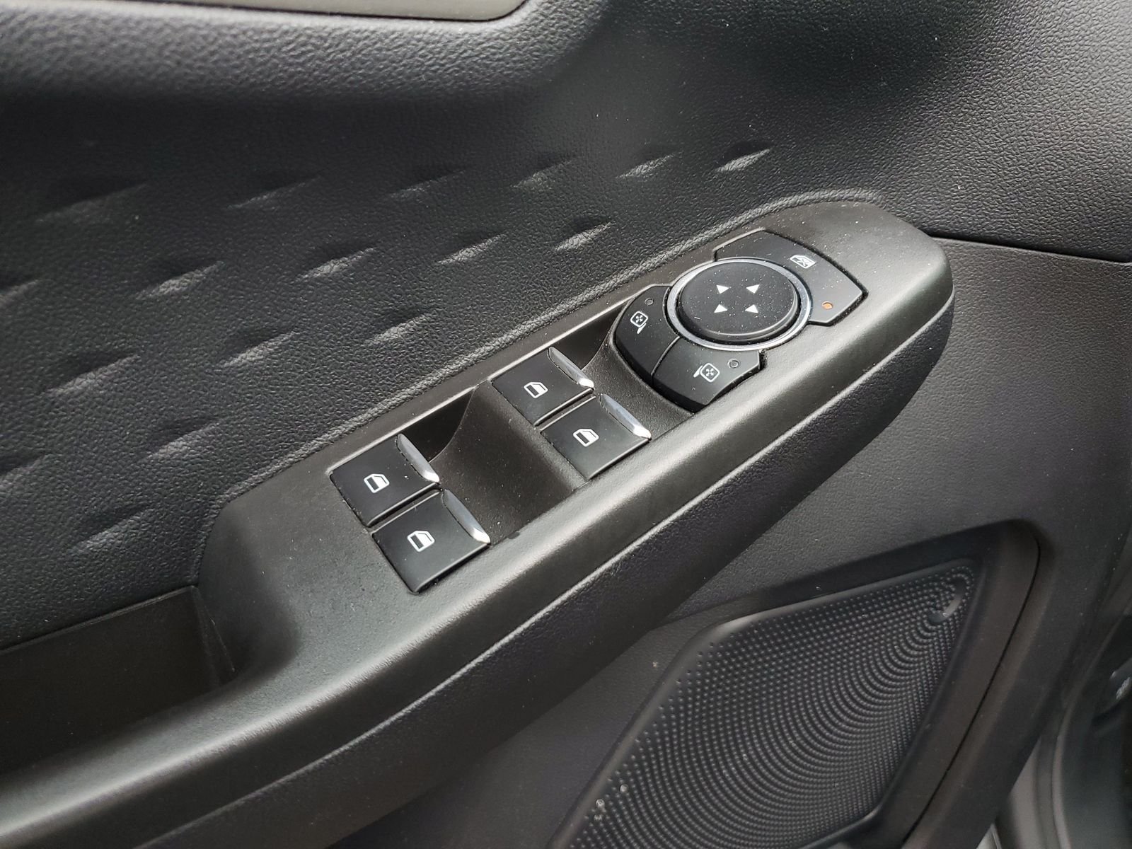 Used 2020 Gray Ford SE Sport image 13