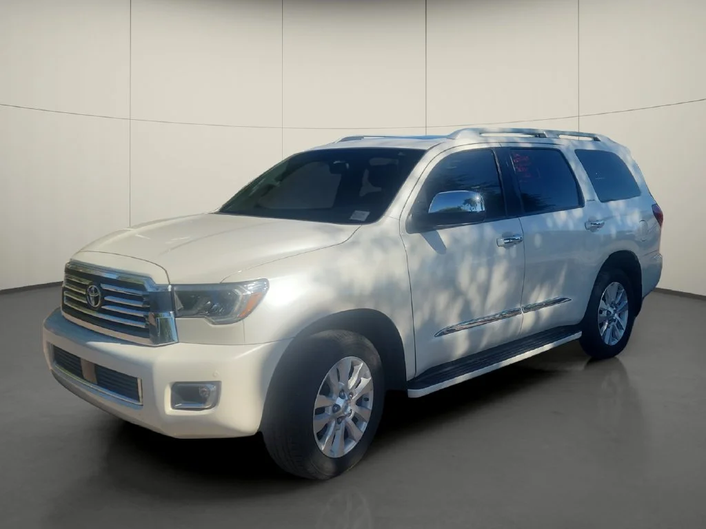 Used 2021 White Toyota Platinum image 3
