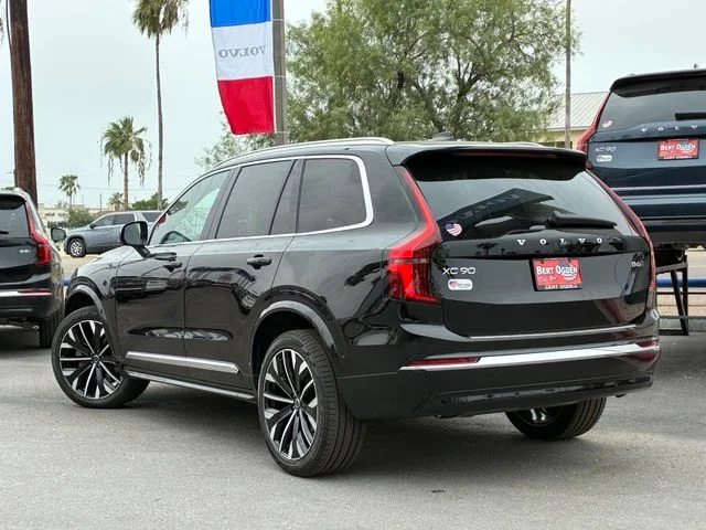 New 2026 Onyx Black Volvo Ultra image 4